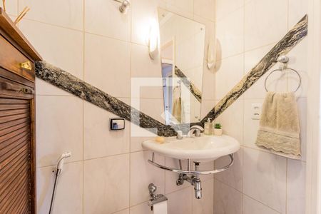 Apartamento à venda com 113m², 3 quartos e 2 vagas Apartamento à venda com 113m², 3 quartos e 2 vagasBanheiro Social