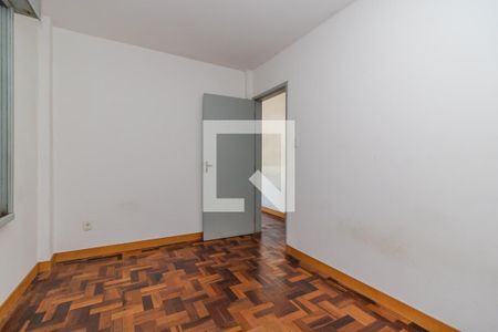 Quarto 1 de apartamento para alugar com 2 quartos, 52m² em Cristal, Porto Alegre