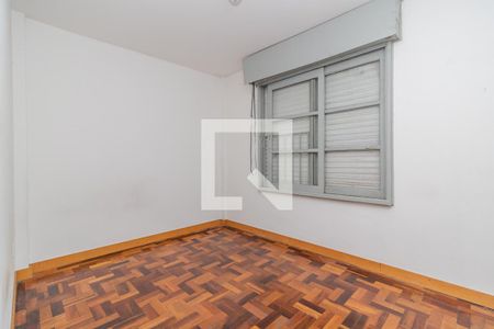Quarto 1 de apartamento para alugar com 2 quartos, 52m² em Cristal, Porto Alegre