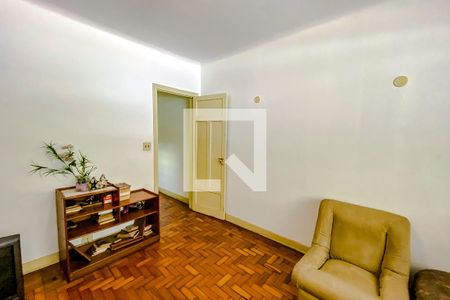 Sala de casa à venda com 3 quartos, 227m² em Cambuci, São Paulo
