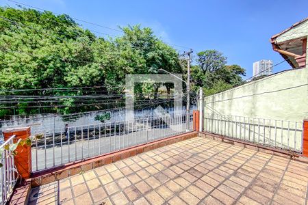 Casa à venda com 227m², 3 quartos e 2 vagasVaranda da Suíte