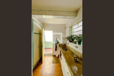 Casa à venda com 227m², 3 quartos e 2 vagasCozinha