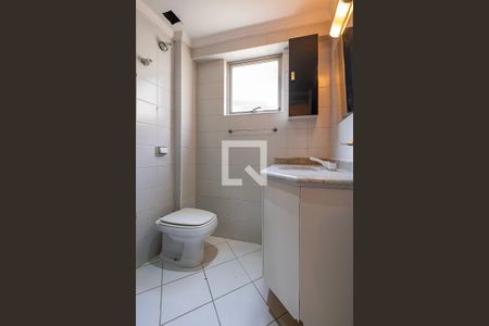 Apartamento para alugar com 116m², 3 quartos e 2 vagas Apartamento para alugar com 116m², 3 quartos e 2 vagasBanheiro