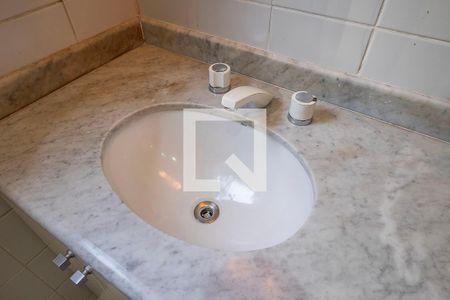 Apartamento para alugar com 116m², 3 quartos e 2 vagas Apartamento para alugar com 116m², 3 quartos e 2 vagasBanheiro