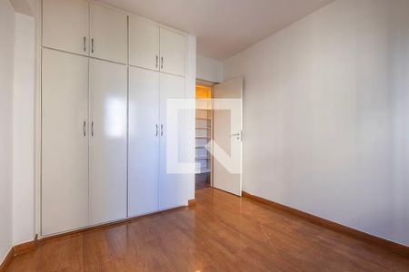 Apartamento para alugar com 116m², 3 quartos e 2 vagas Apartamento para alugar com 116m², 3 quartos e 2 vagasQuarto 2