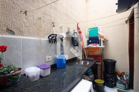 Casa de condomínio à venda com 73m², 2 quartos e 1 vaga Casa de condomínio à venda com 73m², 2 quartos e 1 vagaCozinha e Área de Serviço