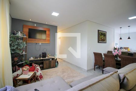 Sala de casa para alugar com 3 quartos, 60m² em Esplanada, Belo Horizonte