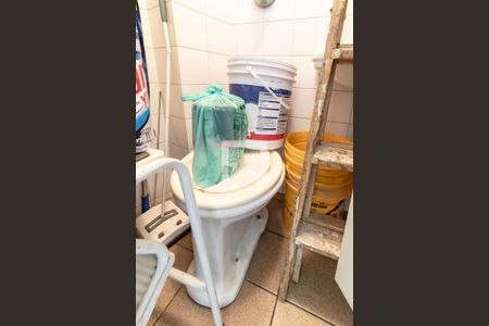 Apartamento à venda com 84m², 2 quartos e 1 vaga Apartamento à venda com 84m², 2 quartos e 1 vagaBanheiro de serviço