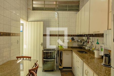 Casa à venda com 150m², 2 quartos e 2 vagasCozinha