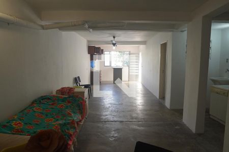 Casa à venda com 147m², 3 quartos e 2 vagasÁrea de Serviço