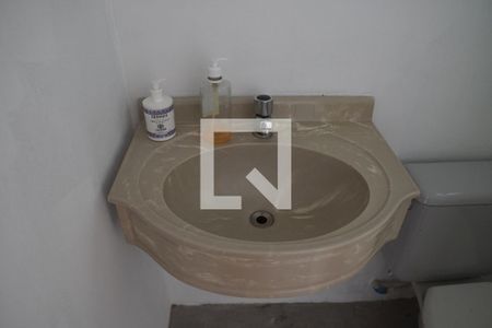 Casa à venda com 147m², 3 quartos e 2 vagasBanheiro de serviço