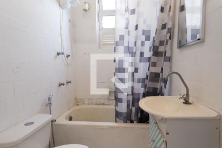Banheiro de apartamento à venda com 1 quarto, 42m² em Botafogo, Rio de Janeiro
