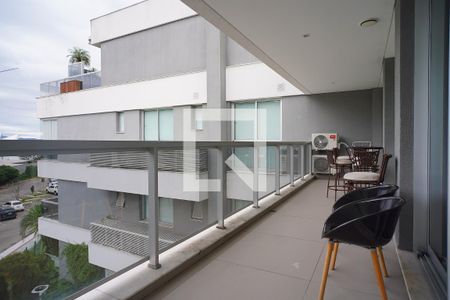 Varanda  de apartamento para alugar com 2 quartos, 105m² em Jurerê Internacional, Florianópolis