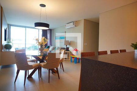 Sala  de apartamento para alugar com 2 quartos, 105m² em Jurerê Internacional, Florianópolis