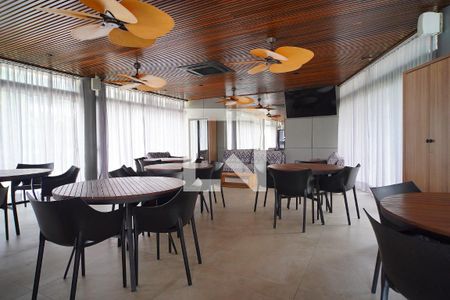 Apartamento para alugar com 105m², 2 quartos e 2 vagasEspaço Gourmet