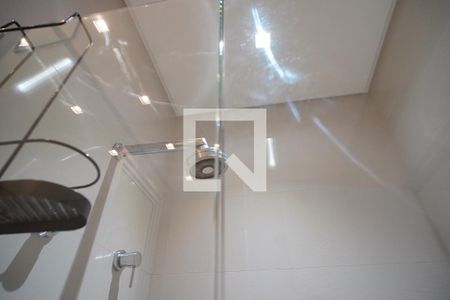 Apartamento para alugar com 105m², 2 quartos e 2 vagasBanheiro suite 