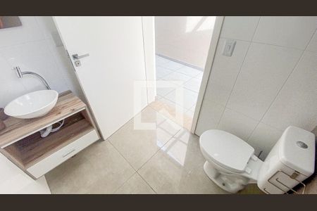 Casa à venda com 250m², 5 quartos e 2 vagasBanheiro - Quintal