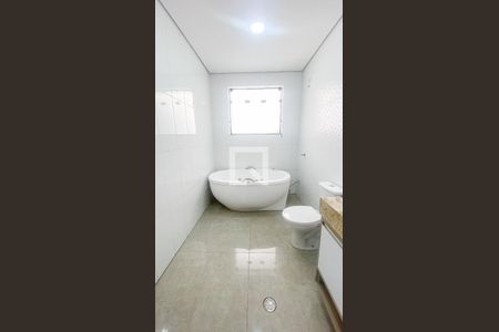 Casa à venda com 250m², 5 quartos e 2 vagasBanheiro