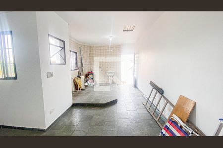 Casa à venda com 250m², 5 quartos e 2 vagasÁrea de Serviço