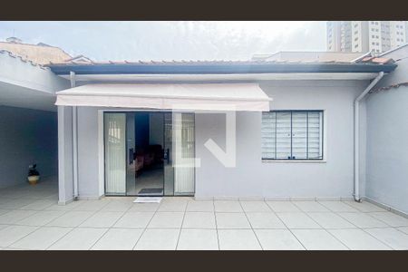 Casa à venda com 250m², 5 quartos e 2 vagasGaragem - Quintal