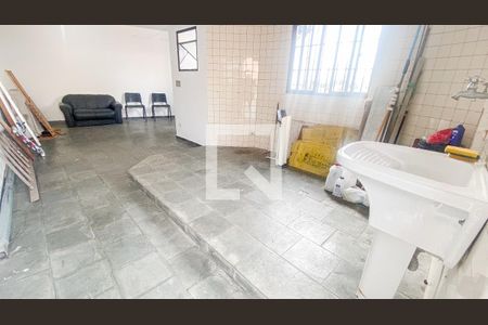 Casa à venda com 250m², 5 quartos e 2 vagasÁrea de Serviço