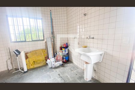 Casa à venda com 250m², 5 quartos e 2 vagasÁrea de Serviço