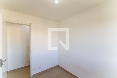 Quarto 1 de apartamento para alugar com 2 quartos, 51m² em Jardim Taboão, São Paulo