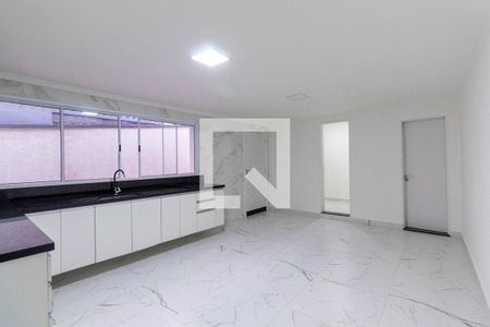 Casa para alugar com 200m², 4 quartos e 2 vagasCozinha