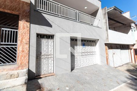 Casa para alugar com 200m², 4 quartos e 2 vagasFachada