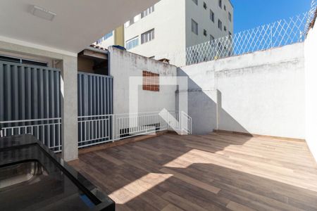 Casa para alugar com 200m², 4 quartos e 2 vagasLavanderia