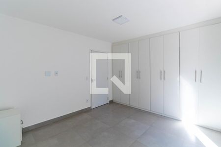 Casa para alugar com 200m², 4 quartos e 2 vagasQuarto Suíte 1