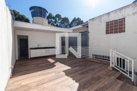 Casa para alugar com 200m², 4 quartos e 2 vagasLavanderia