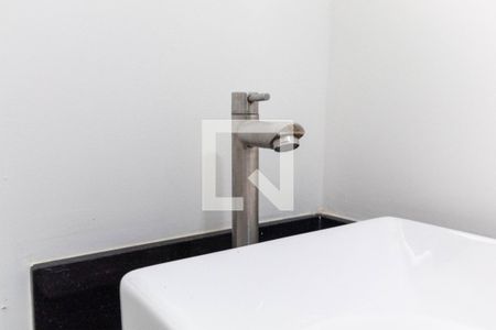 Casa para alugar com 200m², 4 quartos e 2 vagasBanheiro - torneira