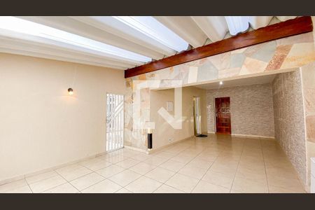 Garagem de casa para alugar com 3 quartos, 156m² em Jardim Stella, Santo André