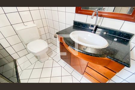 Casa para alugar com 156m², 3 quartos e 2 vagas Casa para alugar com 156m², 3 quartos e 2 vagasBanheiro