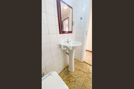 Casa para alugar com 156m², 3 quartos e 2 vagas Casa para alugar com 156m², 3 quartos e 2 vagasLavabo