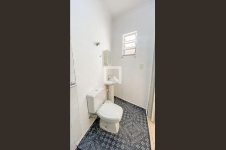 Casa para alugar com 156m², 3 quartos e 2 vagas Casa para alugar com 156m², 3 quartos e 2 vagasBanheiro da Area de Serviço
