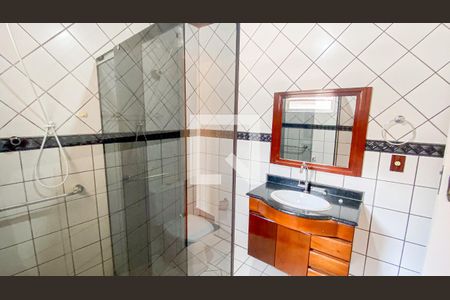 Casa para alugar com 156m², 3 quartos e 2 vagas Casa para alugar com 156m², 3 quartos e 2 vagasBanheiro