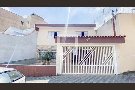 Fachada de casa para alugar com 3 quartos, 156m² em Jardim Stella, Santo André