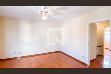 Casa para alugar com 156m², 3 quartos e 2 vagas Casa para alugar com 156m², 3 quartos e 2 vagasQuarto 1