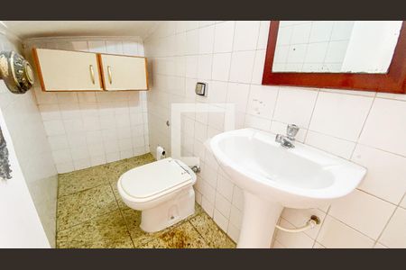Lavabo de casa para alugar com 3 quartos, 156m² em Jardim Stella, Santo André