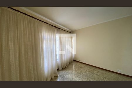 Sala de casa para alugar com 3 quartos, 156m² em Jardim Stella, Santo André
