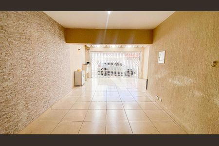 Casa para alugar com 156m², 3 quartos e 2 vagas Casa para alugar com 156m², 3 quartos e 2 vagasGaragem
