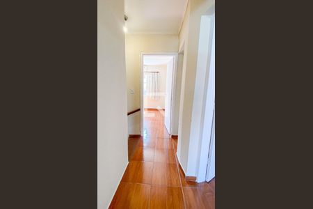 Casa para alugar com 156m², 3 quartos e 2 vagas Casa para alugar com 156m², 3 quartos e 2 vagasCorredor