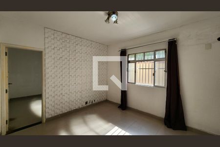 Sala de apartamento para alugar com 2 quartos, 77m² em Aparecida, Santos