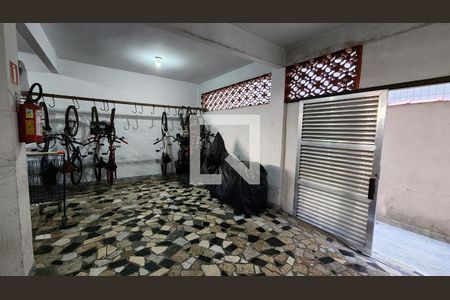 Apartamento para alugar com 77m², 2 quartos e 1 vaga Apartamento para alugar com 77m², 2 quartos e 1 vagaGaragem