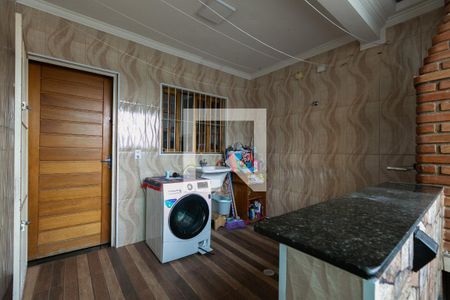 Casa à venda com 180m², 3 quartos e 5 vagasÁrea de Serviço