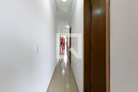 Casa à venda com 180m², 3 quartos e 5 vagasCorredor / Quartos