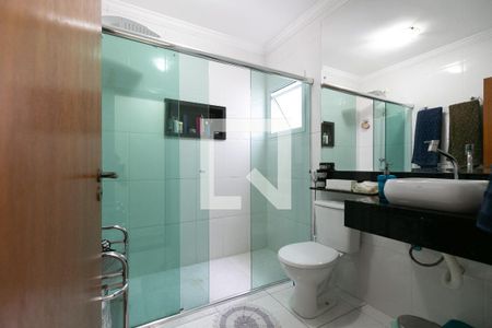 Casa à venda com 180m², 3 quartos e 5 vagasBanheiro da Suíte