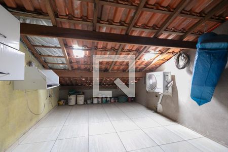 Casa à venda com 180m², 3 quartos e 5 vagasSótão 